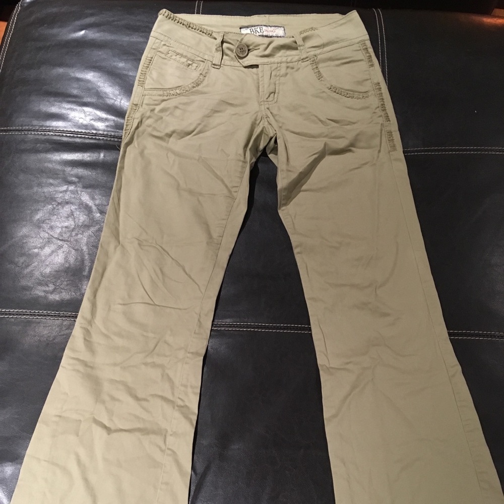 Bootcut twill pant